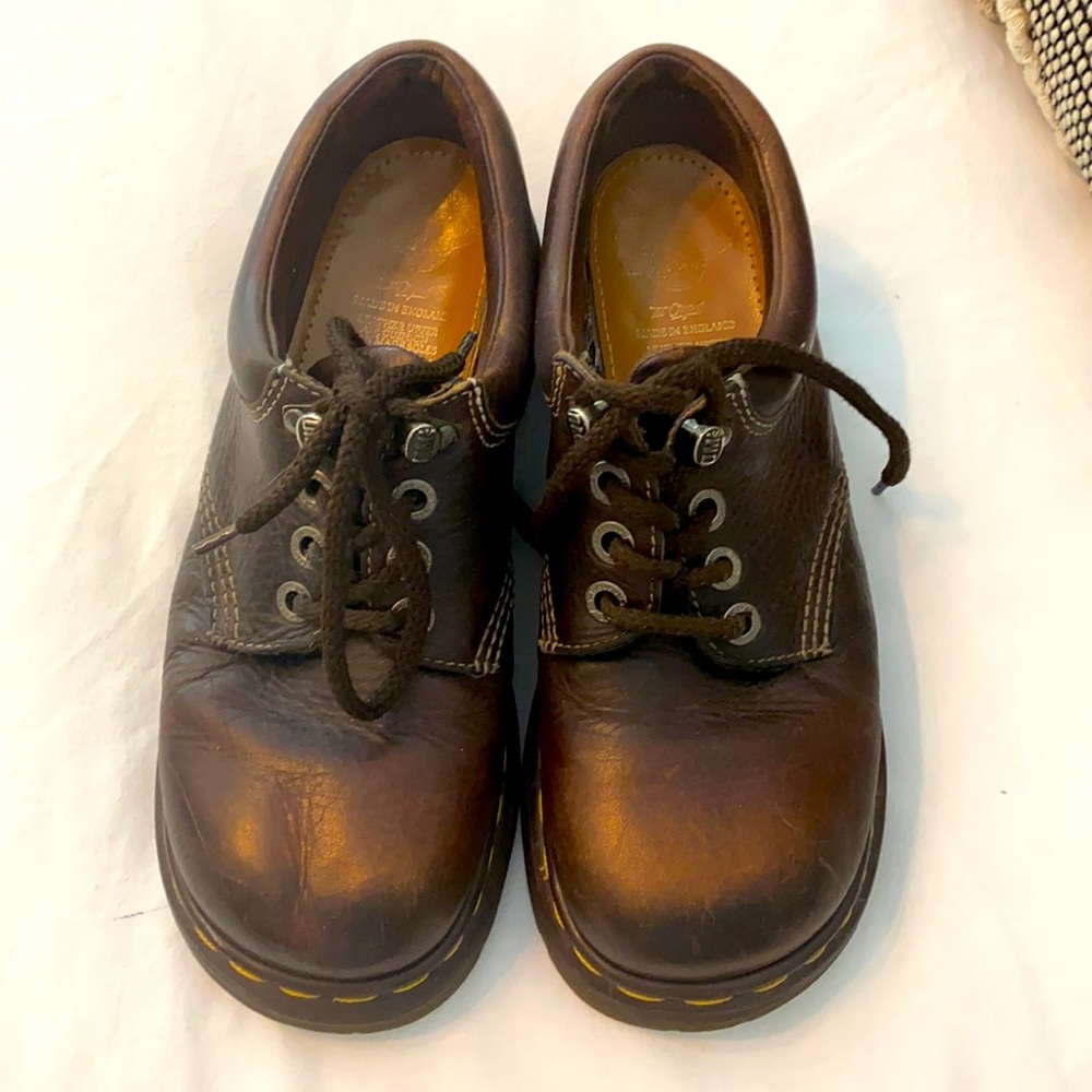 Vintage Dr. Martens brown shoes. Great shape.